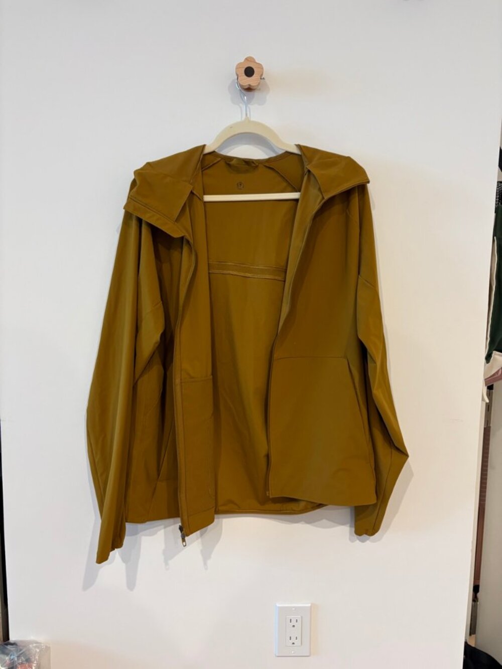lululemon Full Zip Hooded Jacket Bronze Brown L